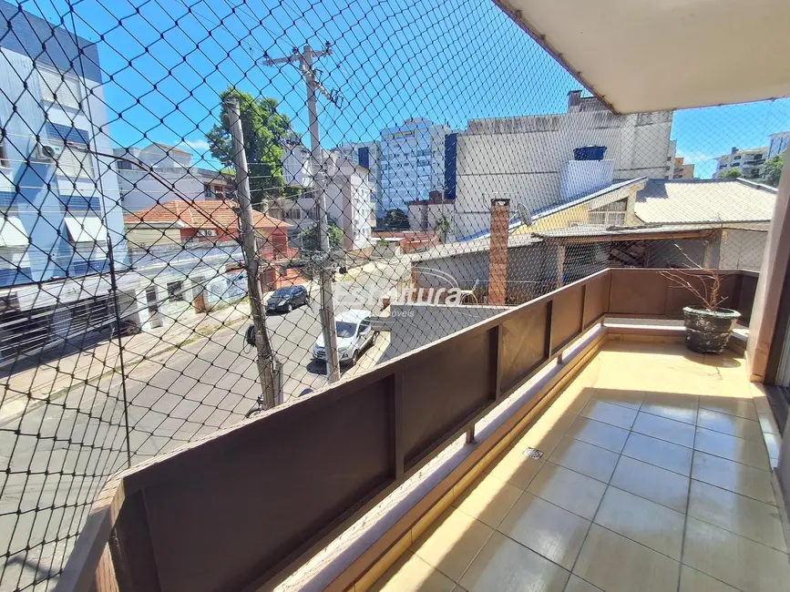 Foto 4 de Apartamento com 3 quartos para alugar, 120m2 em Menino Jesus, Santa Maria - RS