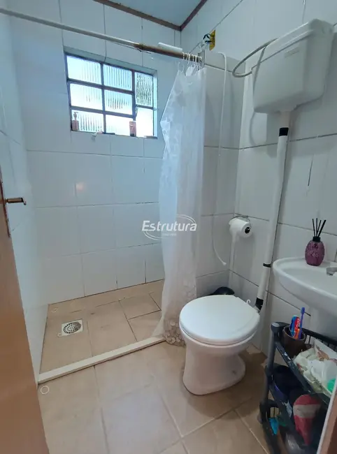 Foto 6 de Casa com 2 quartos à venda, 76m2 em Urlândia, Santa Maria - RS