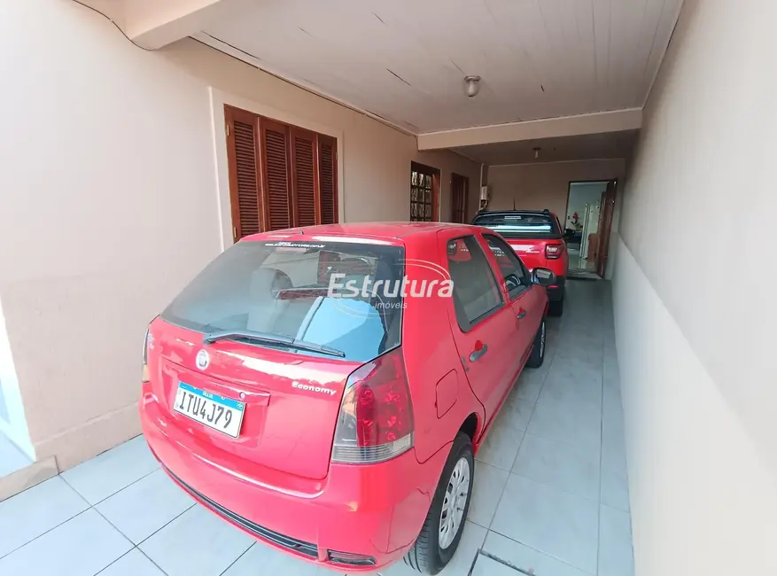 Casa com 3 quartos à venda, 220m2 em Juscelino Kubitschek, Santa Maria - RS - imagem 4 Foto 4 de Casa com 3 quartos à venda, 220m2 em Juscelino Kubitschek, Santa Maria - RS