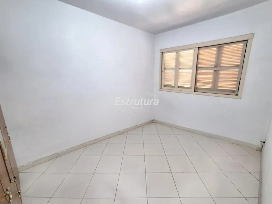 Foto 3 de Casa com 3 quartos à venda, 175m2 em Menino Jesus, Santa Maria - RS