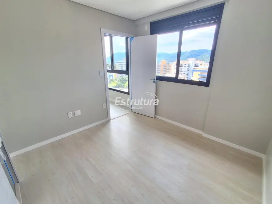 Foto 8 de Apartamento com 1 quarto para alugar, 38m2 em Centro, Santa Maria - RS