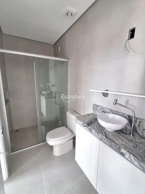 Foto 9 de Apartamento com 1 quarto para alugar, 38m2 em Centro, Santa Maria - RS