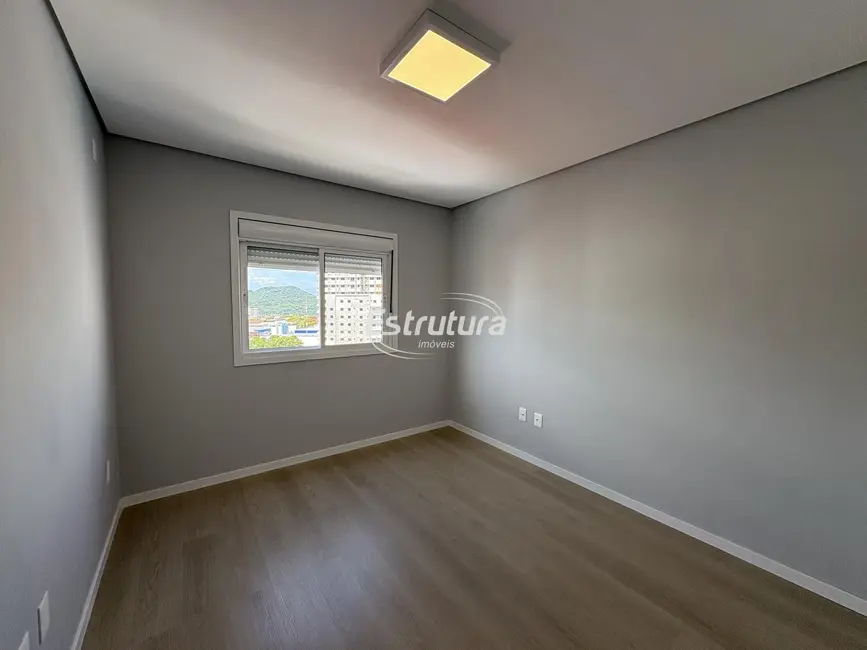 Foto 7 de Apartamento com 2 quartos à venda, 67m2 em Menino Jesus, Santa Maria - RS