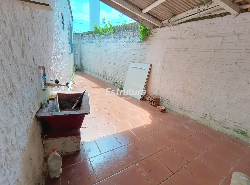 Foto 6 de Casa com 1 quarto à venda, 45m2 em Patronato, Santa Maria - RS