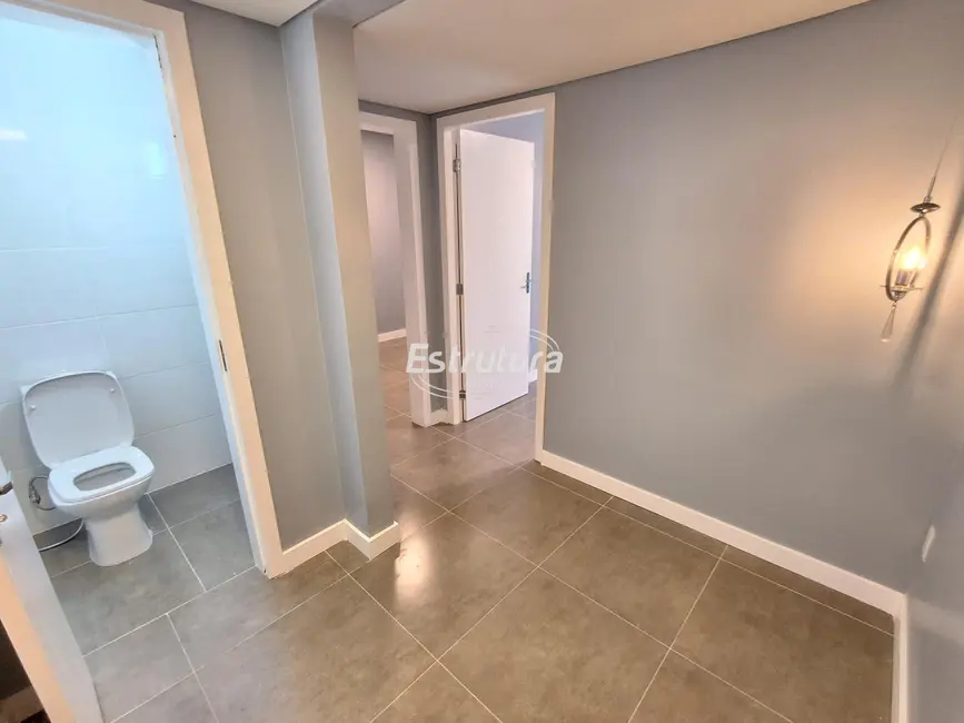 Foto 2 de Apartamento com 2 quartos para alugar, 100m2 em Centro, Santa Maria - RS