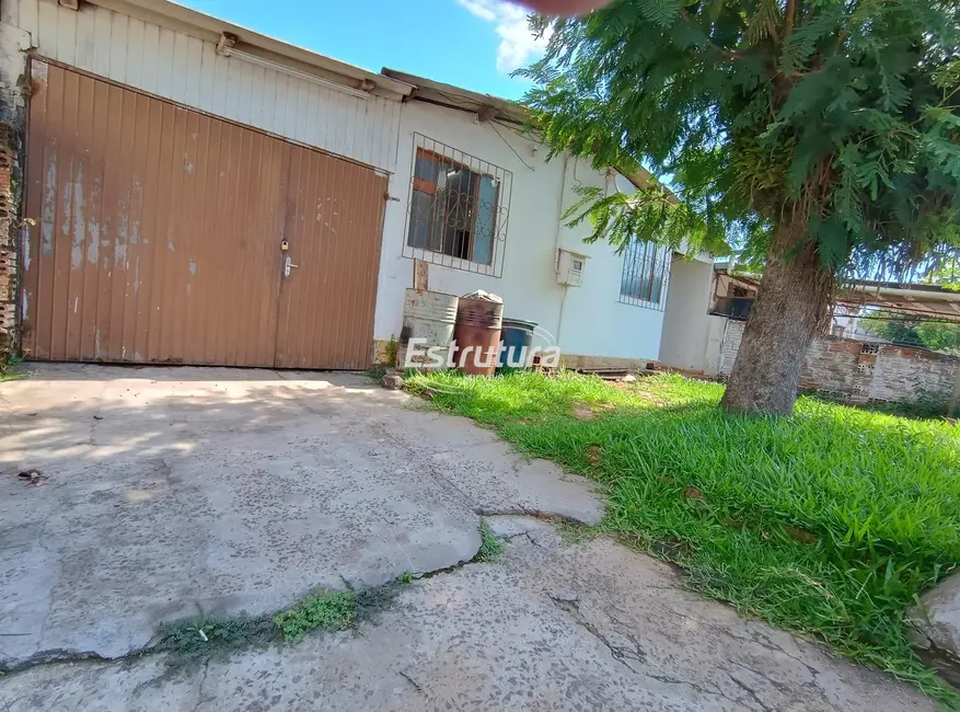 Foto 2 de Casa com 3 quartos à venda, 147m2 em Pinheiro Machado, Santa Maria - RS