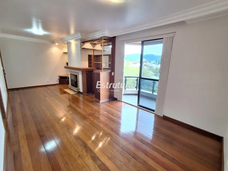Foto 6 de Apartamento com 3 quartos à venda, 104m2 em Menino Jesus, Santa Maria - RS