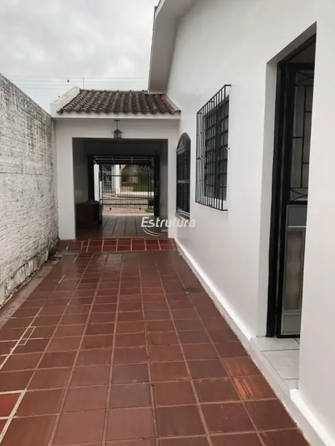 Foto 3 de Casa com 2 quartos à venda, 117m2 em Menino Jesus, Santa Maria - RS