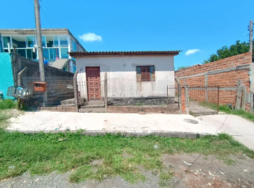 Foto 2 de Casa com 4 quartos à venda, 187m2 em Nova Santa Marta, Santa Maria - RS