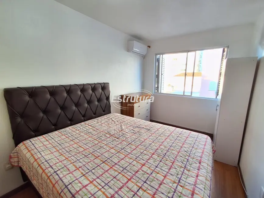 Foto 9 de Apartamento com 2 quartos para alugar, 75m2 em Centro, Santa Maria - RS