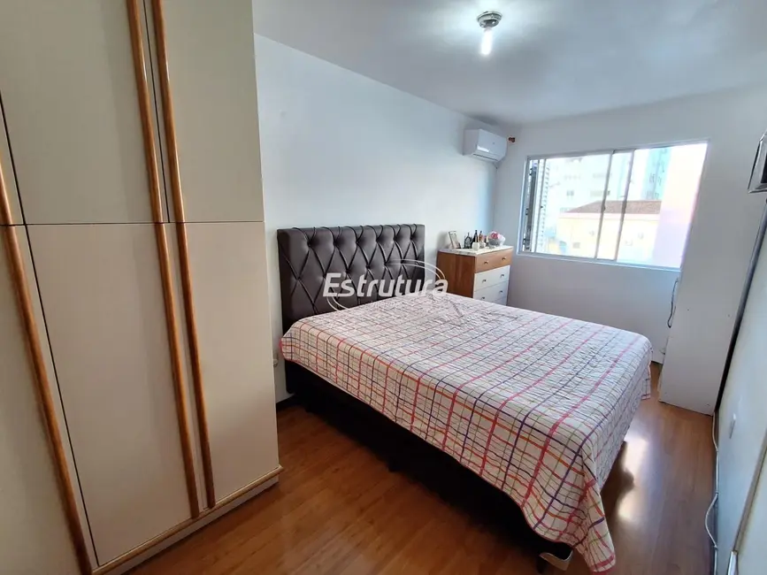 Foto 8 de Apartamento com 2 quartos para alugar, 75m2 em Centro, Santa Maria - RS