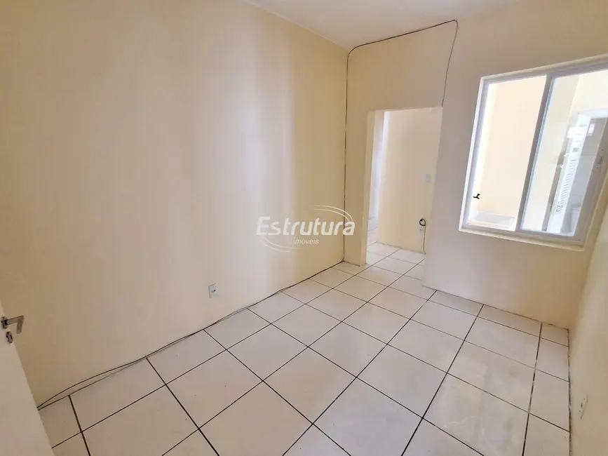 Foto 6 de Apartamento com 3 quartos para alugar, 85m2 em Centro, Santa Maria - RS
