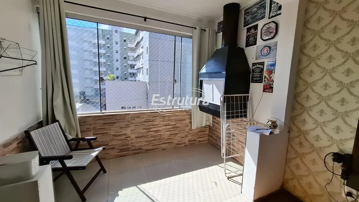 Foto 2 de Apartamento com 2 quartos à venda, 77m2 em Menino Jesus, Santa Maria - RS