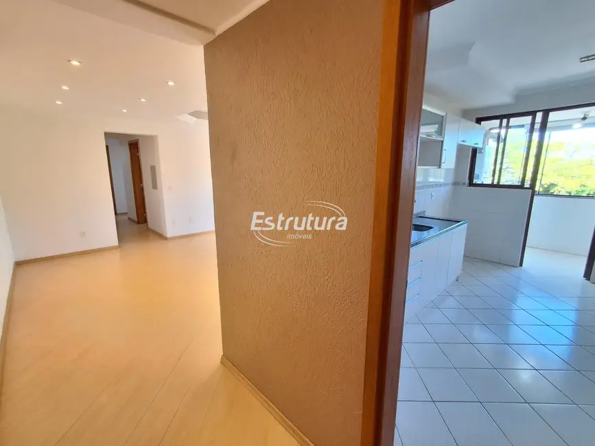 Foto 7 de Apartamento com 3 quartos para alugar, 120m2 em Bonfim, Santa Maria - RS