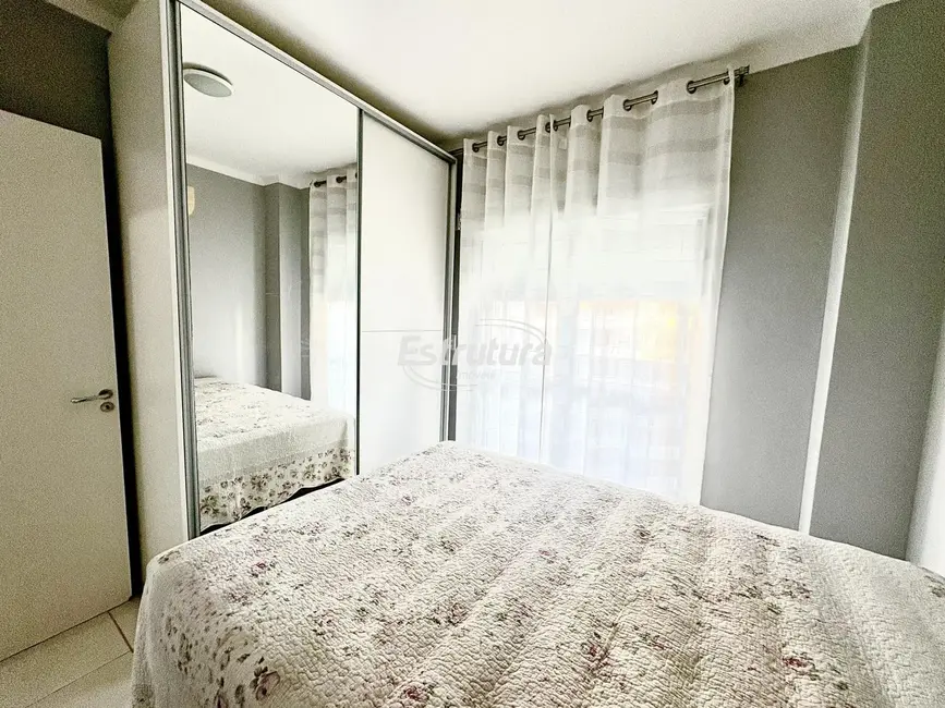 Foto 8 de Apartamento com 1 quarto para alugar, 42m2 em Centro, Santa Maria - RS