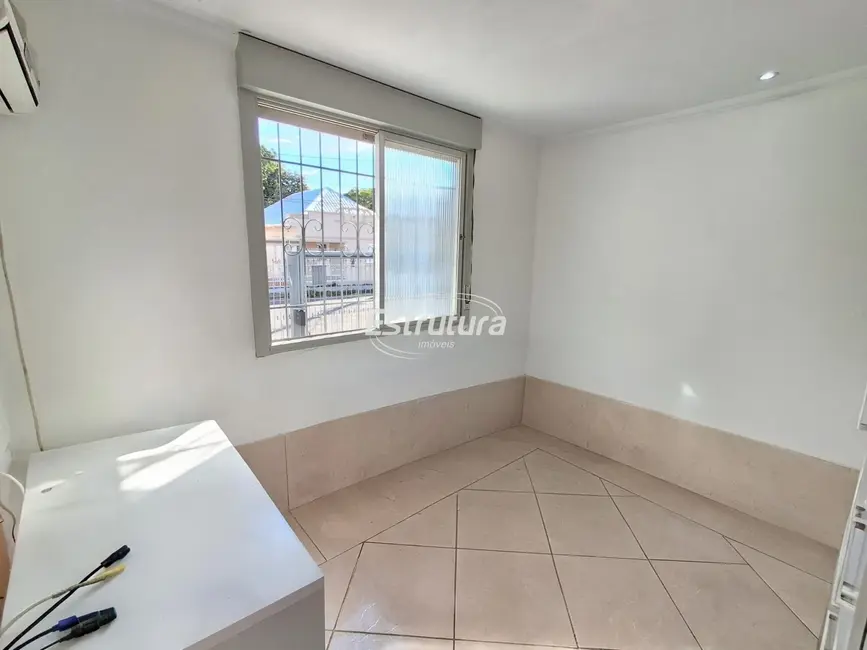 Foto 5 de Apartamento com 2 quartos à venda, 73m2 em Menino Jesus, Santa Maria - RS