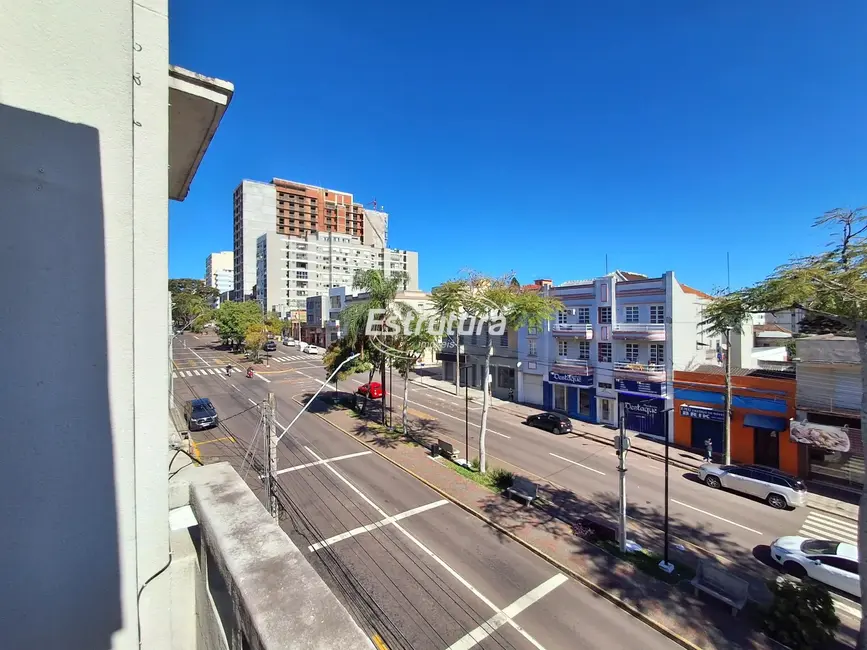 Foto 3 de Apartamento com 2 quartos para alugar, 70m2 em Centro, Santa Maria - RS