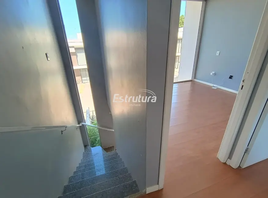 Sobrado com 2 quartos à venda, 72m2 em Nossa Senhora de Lourdes, Santa Maria - RS - imagem 7 Foto 7 de Sobrado com 2 quartos à venda, 72m2 em Nossa Senhora de Lourdes, Santa Maria - RS