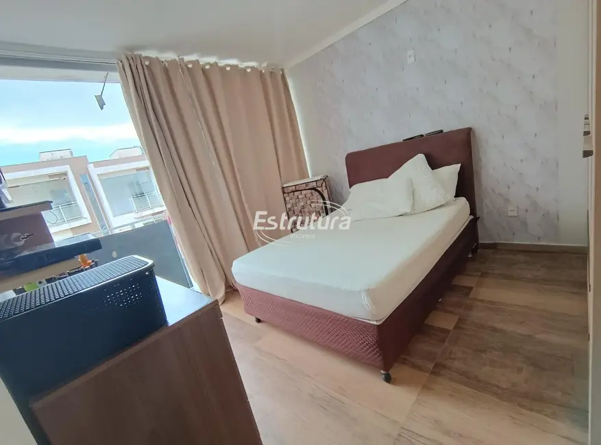 Sobrado com 2 quartos à venda, 80m2 em Nossa Senhora de Lourdes, Santa Maria - RS - imagem 6 Foto 6 de Sobrado com 2 quartos à venda, 80m2 em Nossa Senhora de Lourdes, Santa Maria - RS