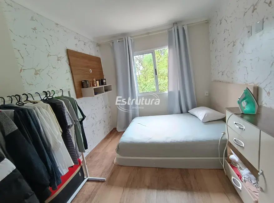 Sobrado com 2 quartos à venda, 80m2 em Nossa Senhora de Lourdes, Santa Maria - RS - imagem 7 Foto 7 de Sobrado com 2 quartos à venda, 80m2 em Nossa Senhora de Lourdes, Santa Maria - RS
