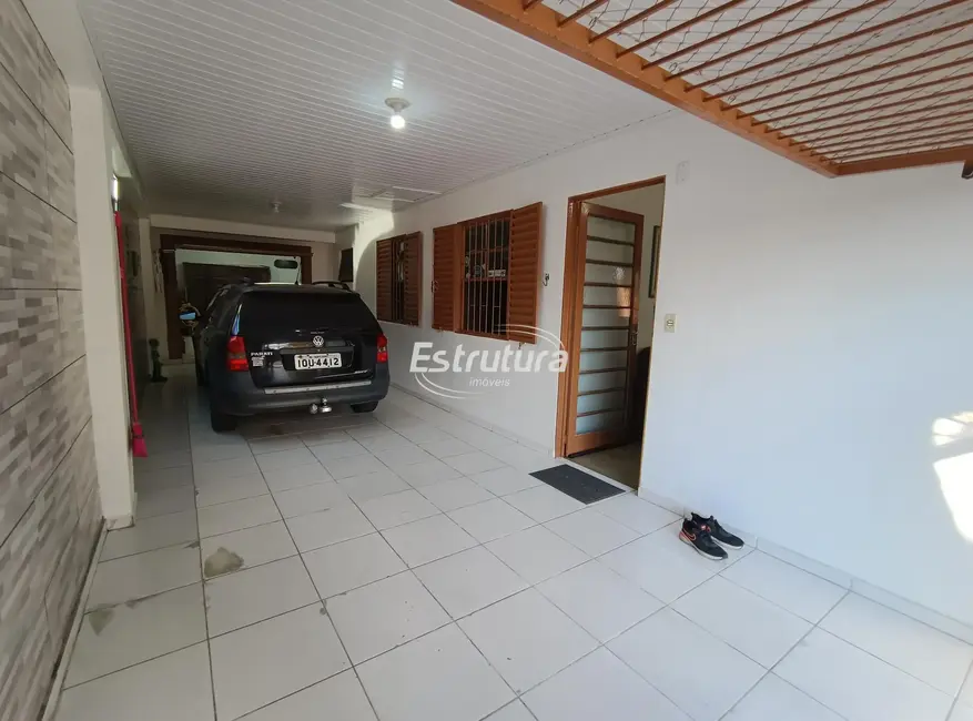 Foto 6 de Casa com 3 quartos à venda, 147m2 em Tancredo Neves, Santa Maria - RS