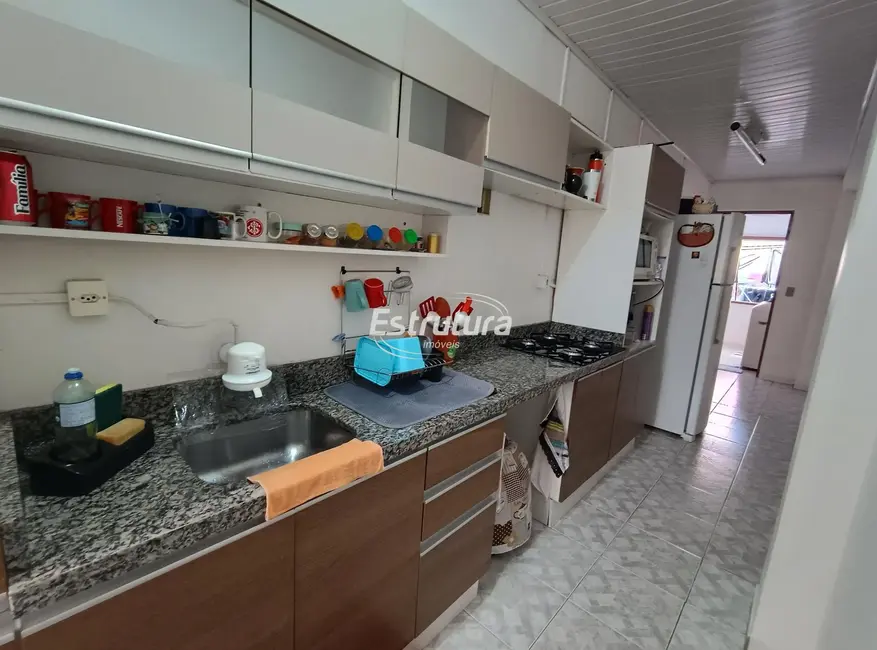 Foto 7 de Casa com 3 quartos à venda, 147m2 em Tancredo Neves, Santa Maria - RS