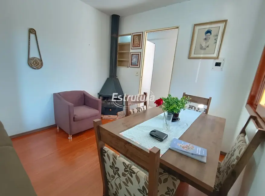 Foto 5 de Casa com 3 quartos à venda, 147m2 em Tancredo Neves, Santa Maria - RS