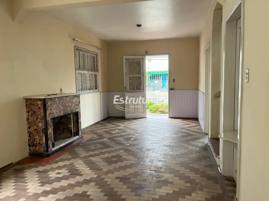 Foto 2 de Casa com 4 quartos à venda, 176m2 em Centro, Santa Maria - RS