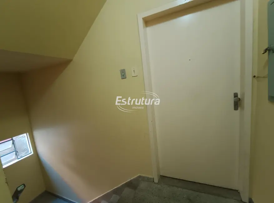 Foto 5 de Apartamento com 2 quartos à venda, 48m2 em Nossa Senhora de Lourdes, Santa Maria - RS