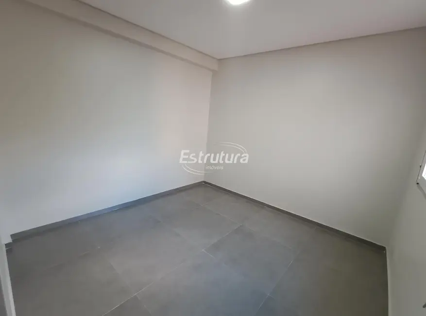 Foto 4 de Casa com 4 quartos à venda, 135m2 em Tancredo Neves, Santa Maria - RS