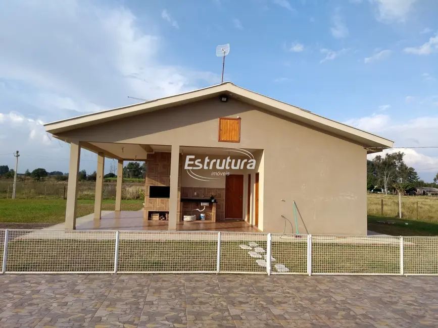 Chácara com 4 quartos à venda, 152m2 em Santa Maria - RS - imagem 3 Foto 3 de Chácara com 4 quartos à venda, 152m2 em Santa Maria - RS