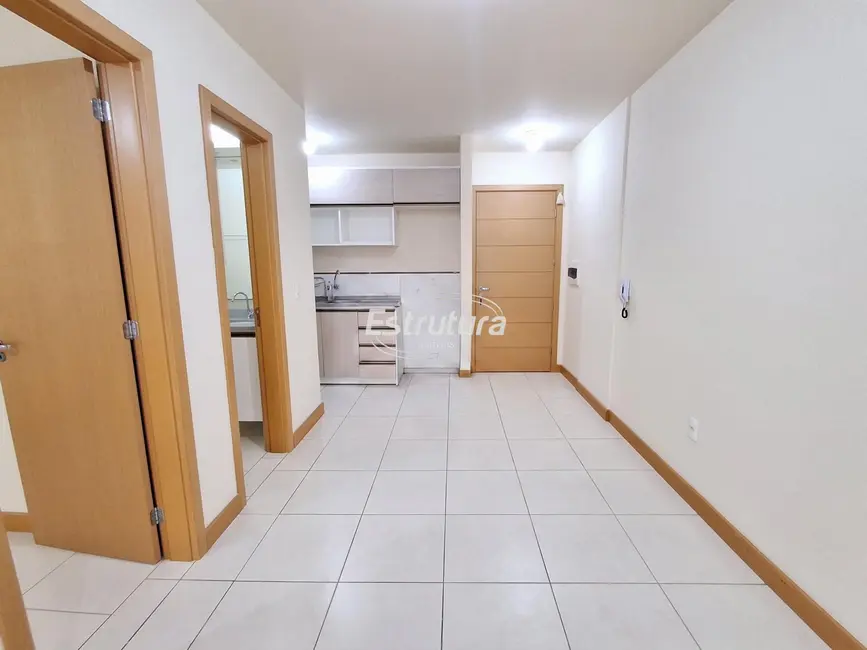 Foto 4 de Apartamento com 1 quarto para alugar, 40m2 em Centro, Santa Maria - RS