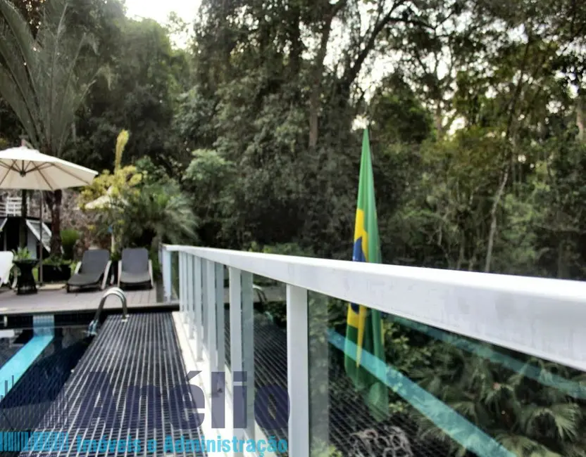 Casa de Condomínio com 6 quartos à venda e para alugar, 850m2 em Guaruja - SP - imagem 8 Foto 8 de Casa de Condomínio com 6 quartos à venda e para alugar, 850m2 em Guaruja - SP