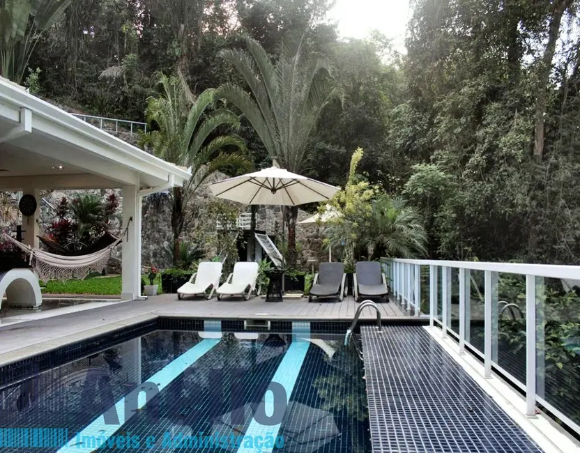 Casa de Condomínio com 6 quartos à venda e para alugar, 850m2 em Guaruja - SP - imagem 7 Foto 7 de Casa de Condomínio com 6 quartos à venda e para alugar, 850m2 em Guaruja - SP