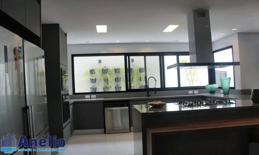 Casa de Condomínio com 8 quartos à venda, 1600m2 em Acapulco, Guaruja - SP - imagem 5 Foto 5 de Casa de Condomínio com 8 quartos à venda, 1600m2 em Acapulco, Guaruja - SP