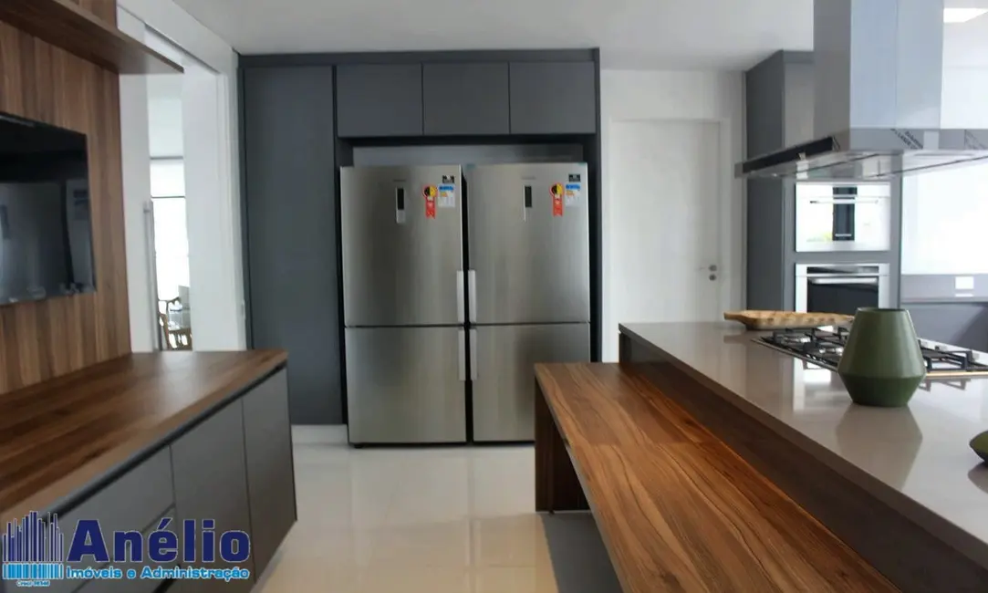 Casa de Condomínio com 8 quartos à venda, 1600m2 em Acapulco, Guaruja - SP - imagem 8 Foto 8 de Casa de Condomínio com 8 quartos à venda, 1600m2 em Acapulco, Guaruja - SP