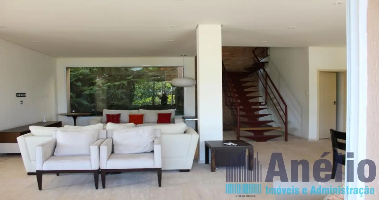 Casa de Condomínio à venda, 350m2 em Guaruja - SP - imagem 4 Foto 4 de Casa de Condomínio à venda, 350m2 em Guaruja - SP