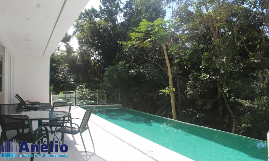 Casa de Condomínio com 5 quartos à venda em Guaruja - SP - imagem 7 Foto 7 de Casa de Condomínio com 5 quartos à venda em Guaruja - SP