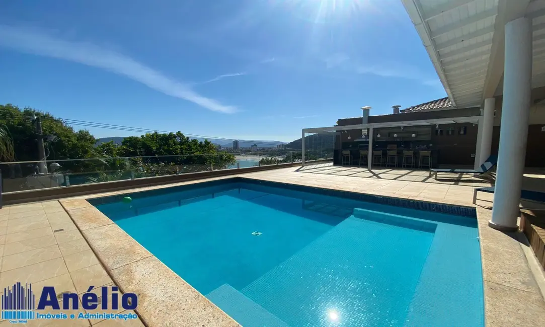 Foto 2 de Casa de Condomínio com 4 quartos à venda e para alugar em Guaruja - SP