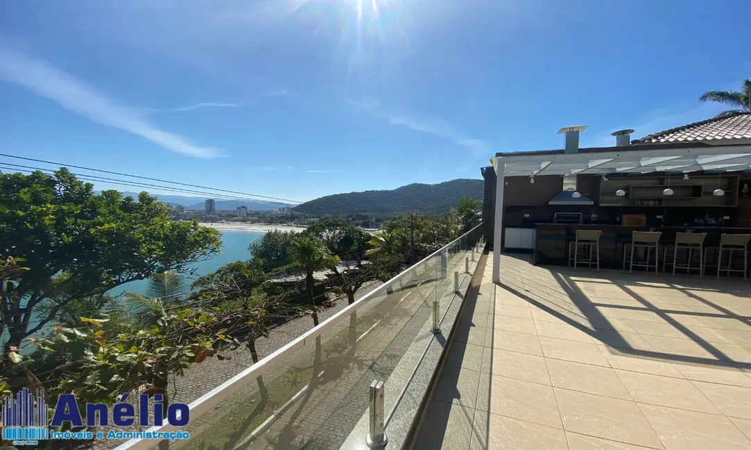 Casa de Condomínio com 4 quartos à venda e para alugar em Guaruja - SP - imagem 3 Foto 3 de Casa de Condomínio com 4 quartos à venda e para alugar em Guaruja - SP