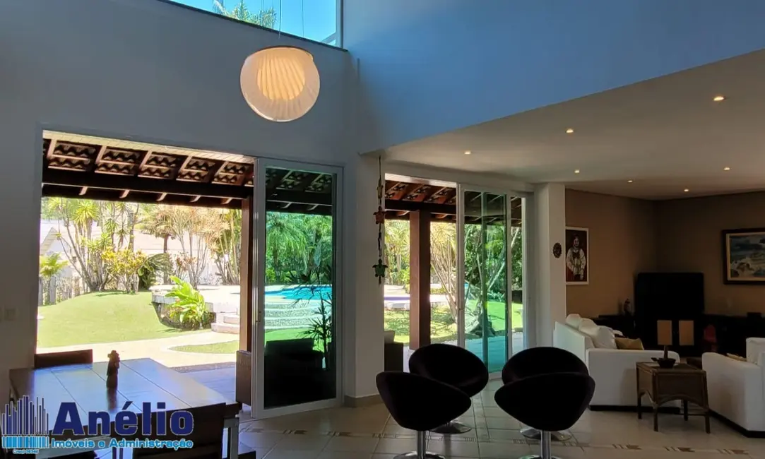 Casa de Condomínio com 5 quartos à venda e para alugar, 381m2 em Guaruja - SP - imagem 7 Foto 7 de Casa de Condomínio com 5 quartos à venda e para alugar, 381m2 em Guaruja - SP