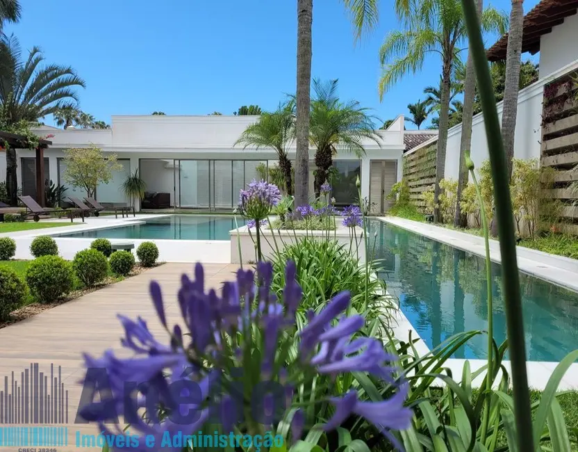 Casa de Condomínio com 4 quartos à venda, 10m2 em Jardim Acapulco, Guaruja - SP - imagem 3 Foto 3 de Casa de Condomínio com 4 quartos à venda, 10m2 em Jardim Acapulco, Guaruja - SP