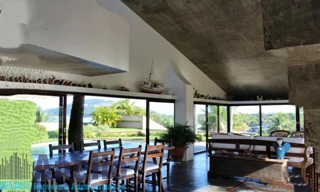 Casa de Condomínio com 3 quartos à venda, 280m2 em Guaruja - SP - imagem 4 Foto 4 de Casa de Condomínio com 3 quartos à venda, 280m2 em Guaruja - SP