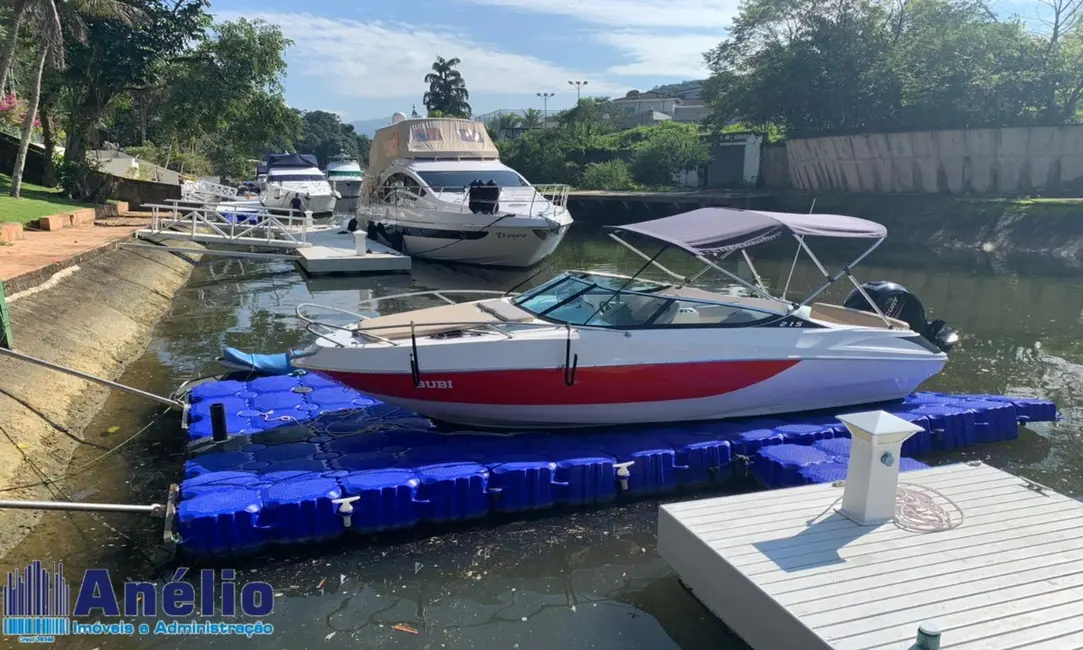 Casa de Condomínio com 4 quartos à venda e para alugar, 800m2 em Guaruja - SP - imagem 4 Foto 4 de Casa de Condomínio com 4 quartos à venda e para alugar, 800m2 em Guaruja - SP