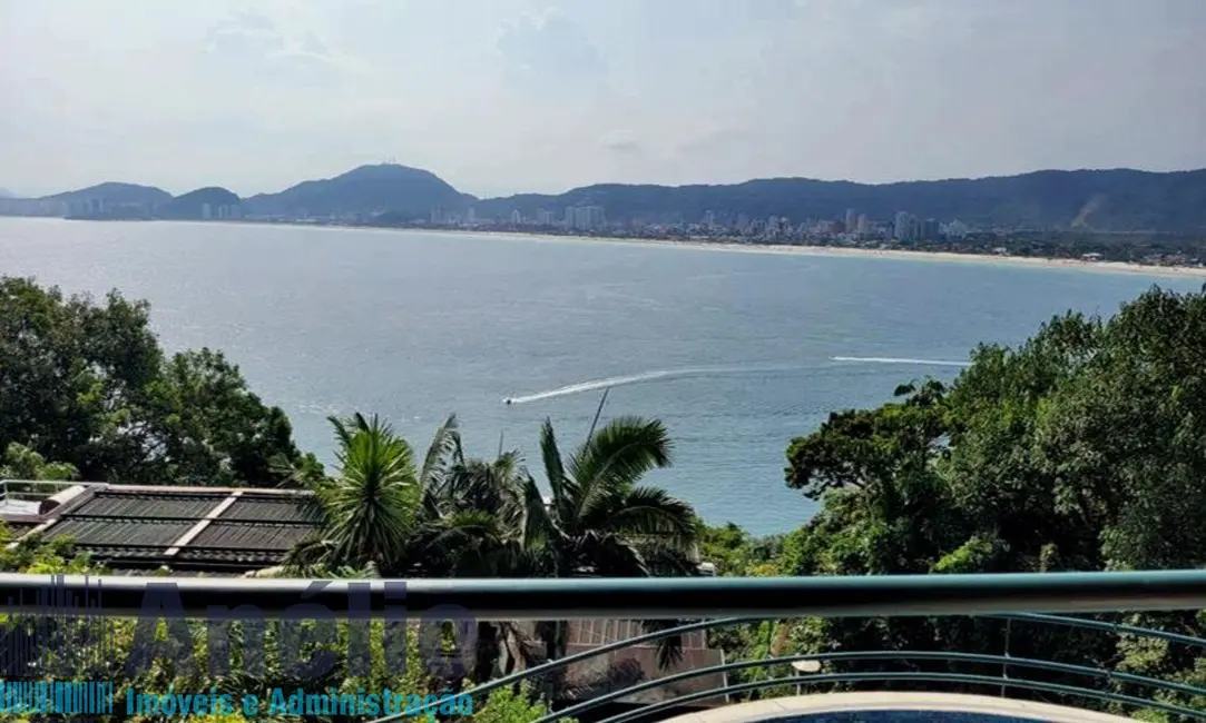 Foto 1 de Casa de Condomínio com 5 quartos à venda e para alugar em Guaruja - SP