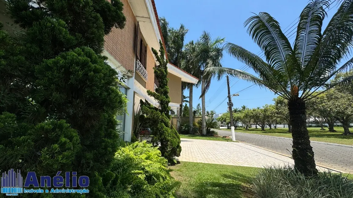 Casa de Condomínio com 6 quartos à venda, 700m2 em Acapulco, Guaruja - SP - imagem 6 Foto 6 de Casa de Condomínio com 6 quartos à venda, 700m2 em Acapulco, Guaruja - SP