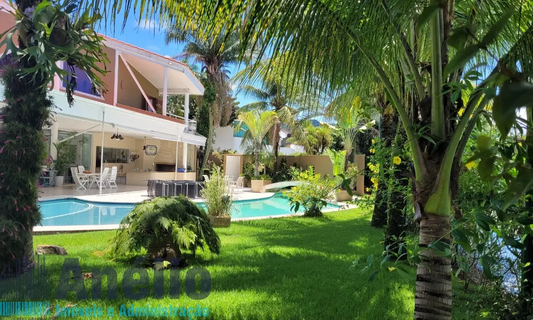 Casa de Condomínio com 6 quartos à venda, 700m2 em Acapulco, Guaruja - SP - imagem 5 Foto 5 de Casa de Condomínio com 6 quartos à venda, 700m2 em Acapulco, Guaruja - SP