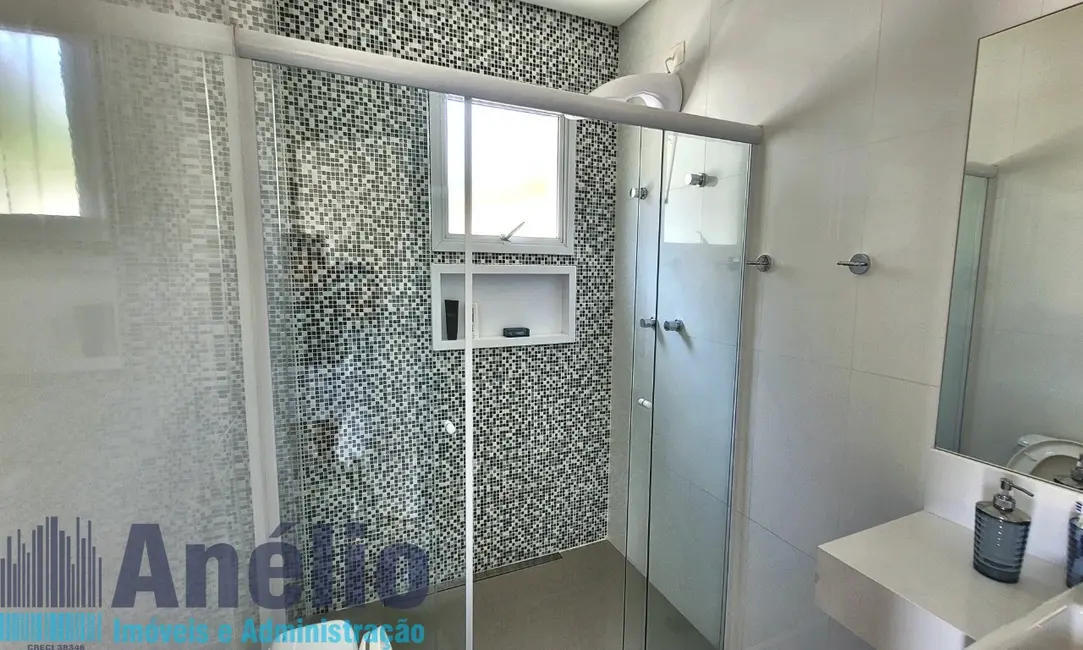 Casa de Condomínio com 4 quartos à venda, 350m2 em Acapulco, Guaruja - SP - imagem 8 Foto 8 de Casa de Condomínio com 4 quartos à venda, 350m2 em Acapulco, Guaruja - SP