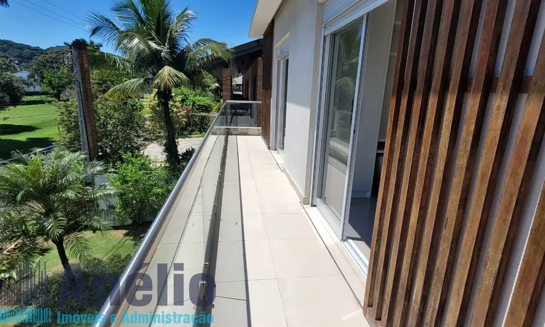 Casa de Condomínio com 4 quartos à venda, 350m2 em Acapulco, Guaruja - SP - imagem 4 Foto 4 de Casa de Condomínio com 4 quartos à venda, 350m2 em Acapulco, Guaruja - SP
