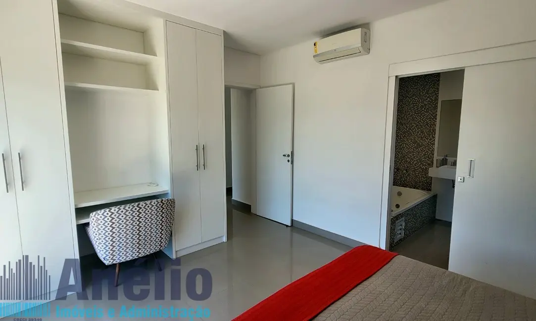 Casa de Condomínio com 4 quartos à venda, 350m2 em Acapulco, Guaruja - SP - imagem 5 Foto 5 de Casa de Condomínio com 4 quartos à venda, 350m2 em Acapulco, Guaruja - SP